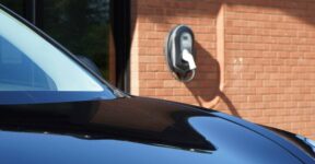 Electric vehicle charging use smart home energy monitoring-grus-grus