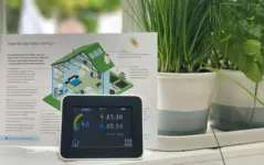 The Smart Wireless Thermostat automatically adjusts the temperature based on your daily routine, reducing energy consumption and saving on utility bills.-grus The Smart Wireless Thermostat automatically adjusts the temperature